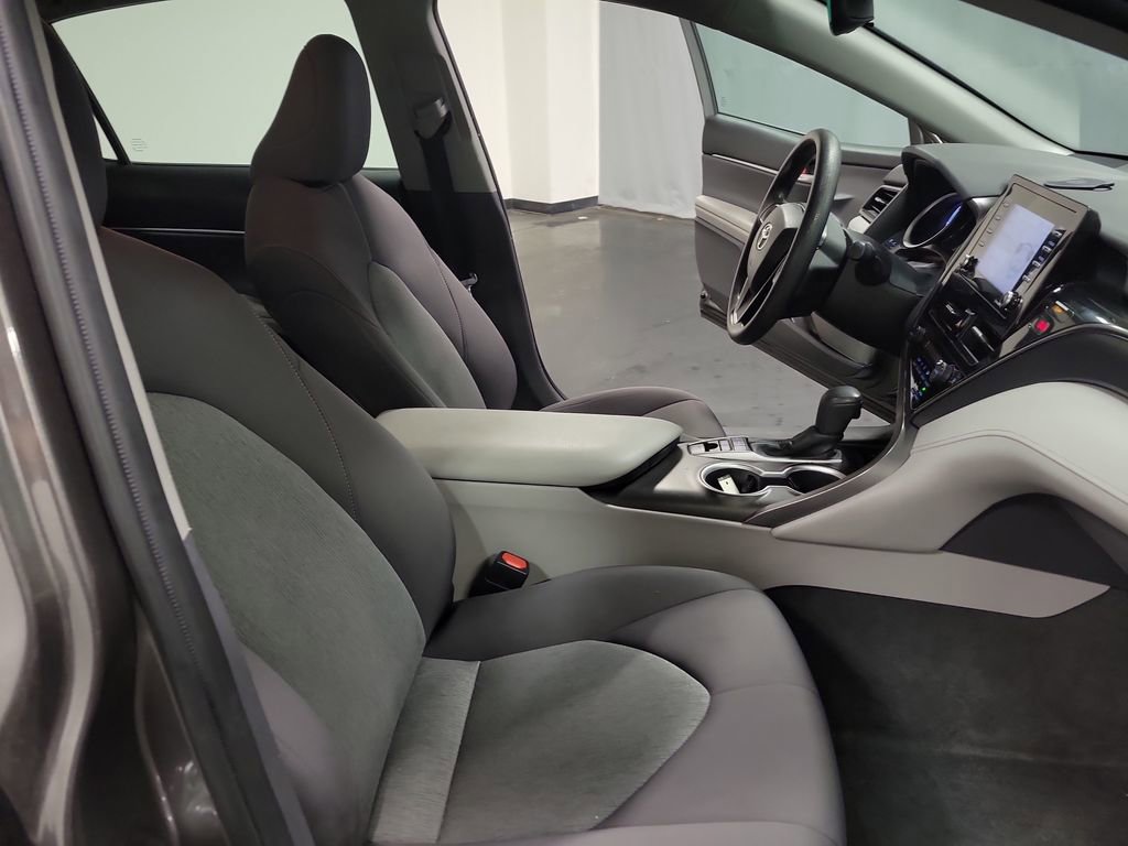 Used 2022 Toyota Camry LE FWD image 22