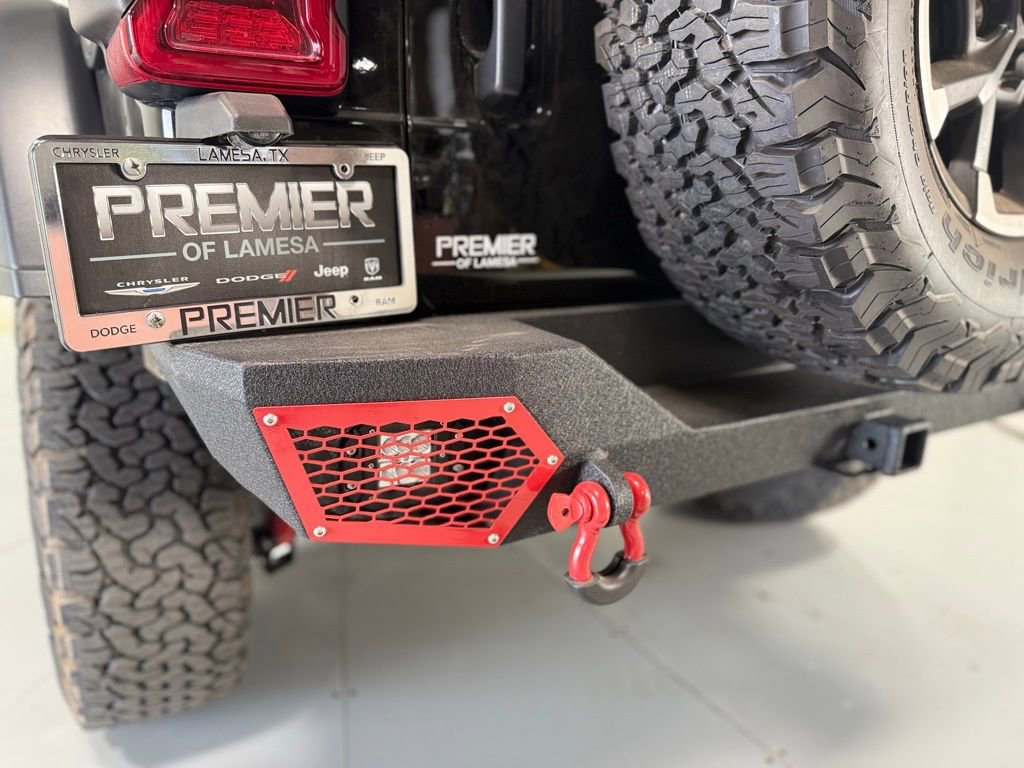 Used 2024 Jeep Wrangler Rubicon w/ Technology Group image 8