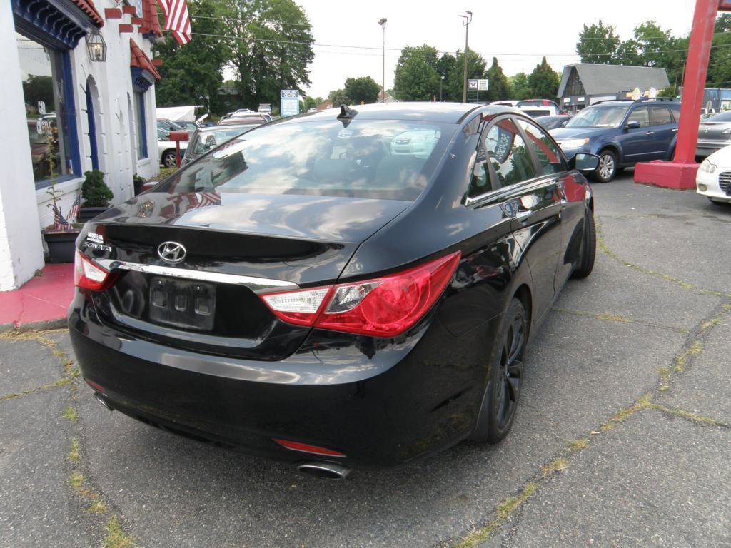Used 2012 Hyundai Sonata SE image 3