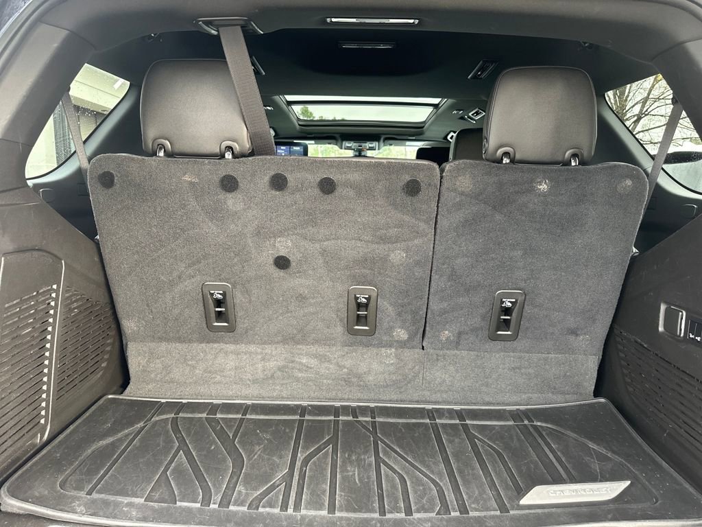 Used 2021 Chevrolet Tahoe Z71 w/ Z71 Off-Road Package image 32