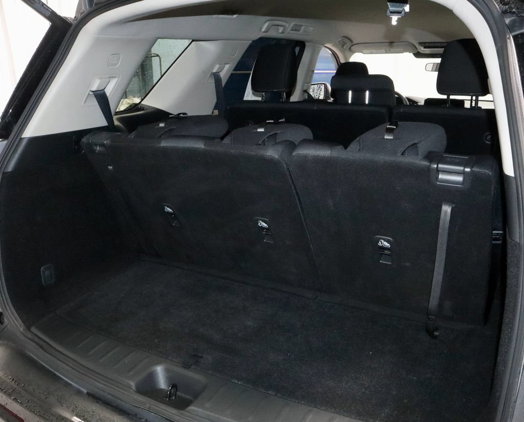 Certified 2025 Nissan Pathfinder SV AWD/4WD image 15