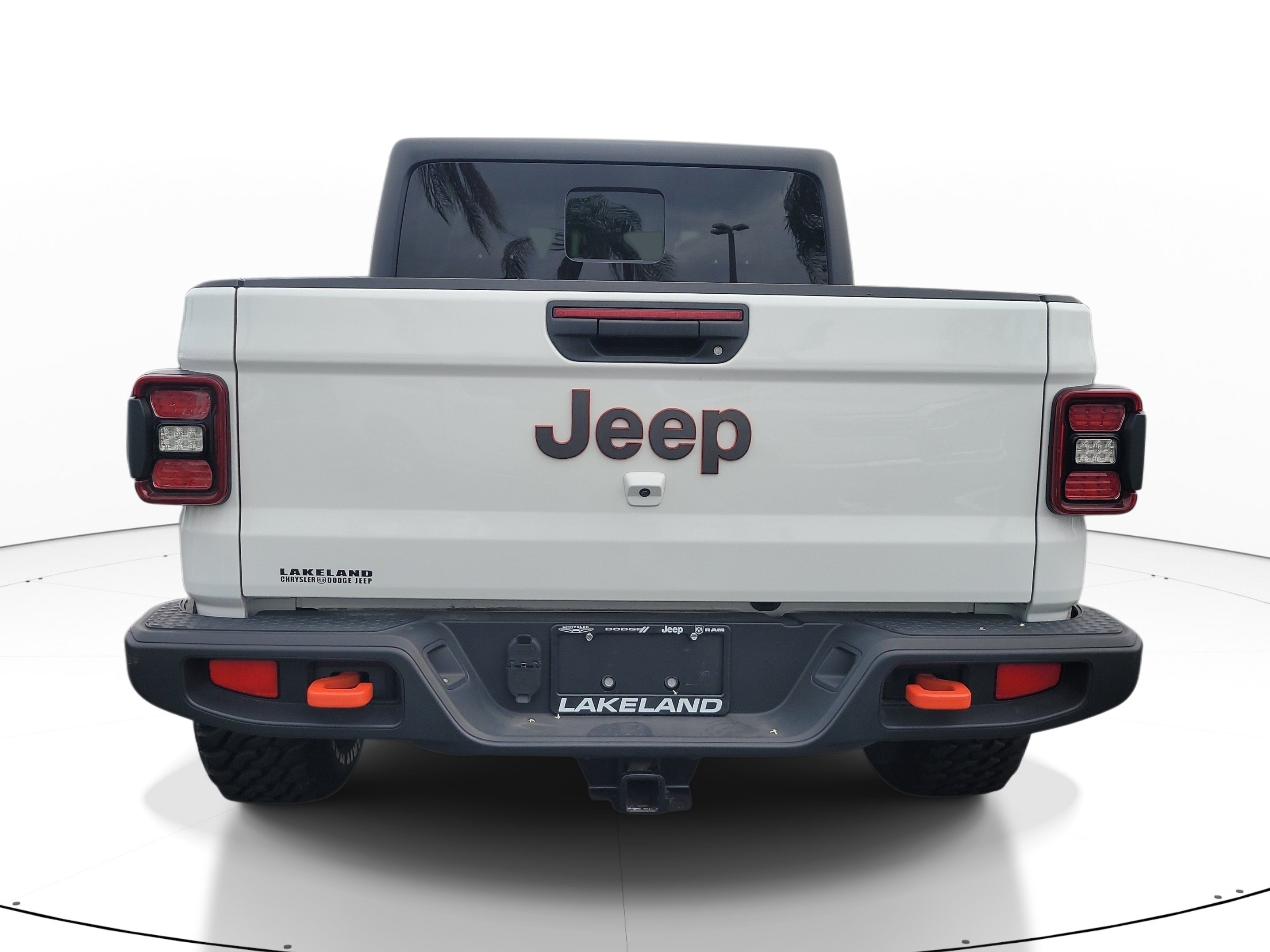 Used 2024 Jeep Gladiator Mojave AWD/4WD image 5