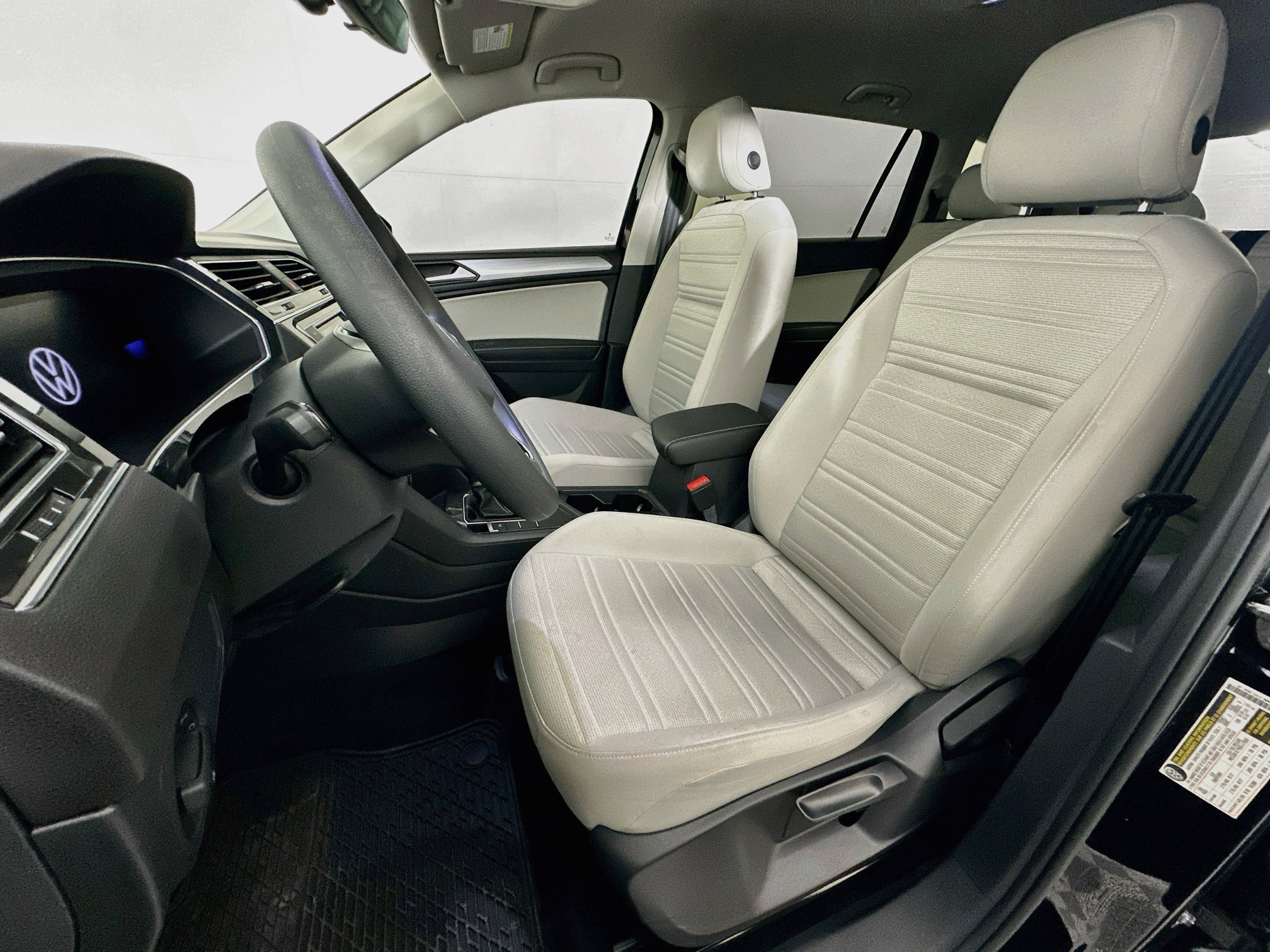 Used 2023 Volkswagen Tiguan S FWD image 13