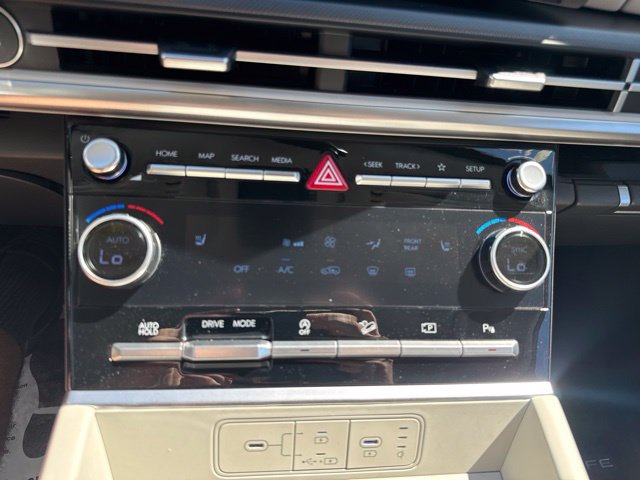 Used 2026 Hyundai Santa Fe SEL FWD image 27