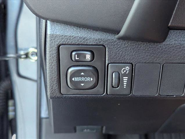 Used 2019 Toyota Corolla SE FWD image 14