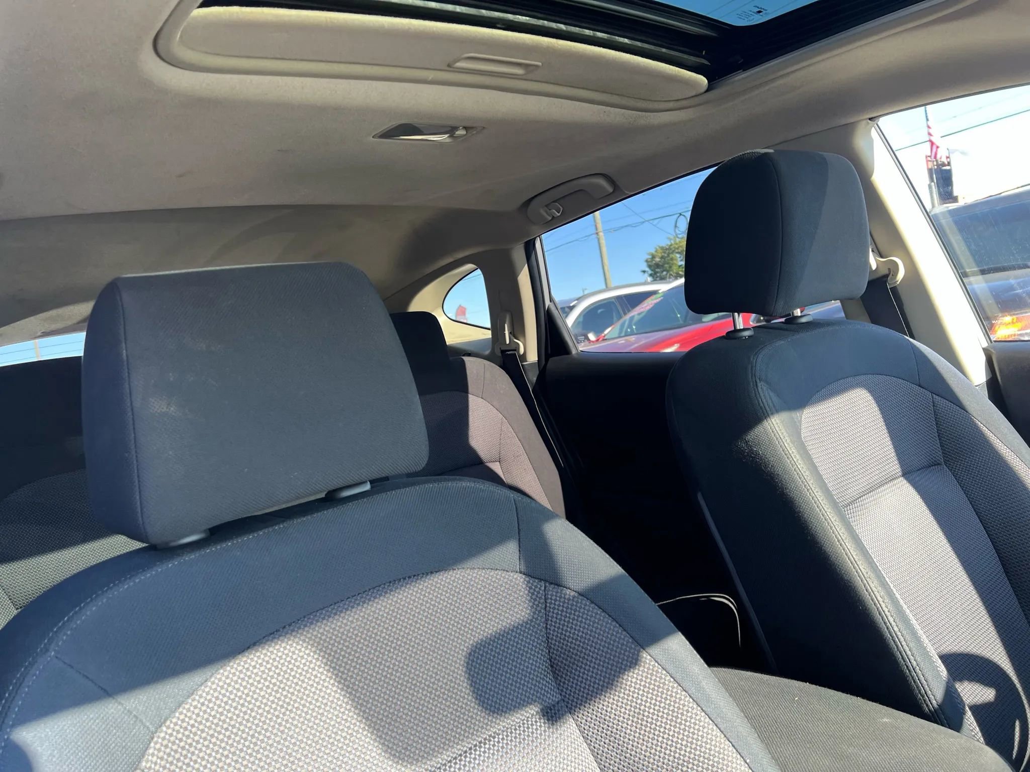 Used 2010 Nissan Rogue SL w/ Moonroof Pkg image 16