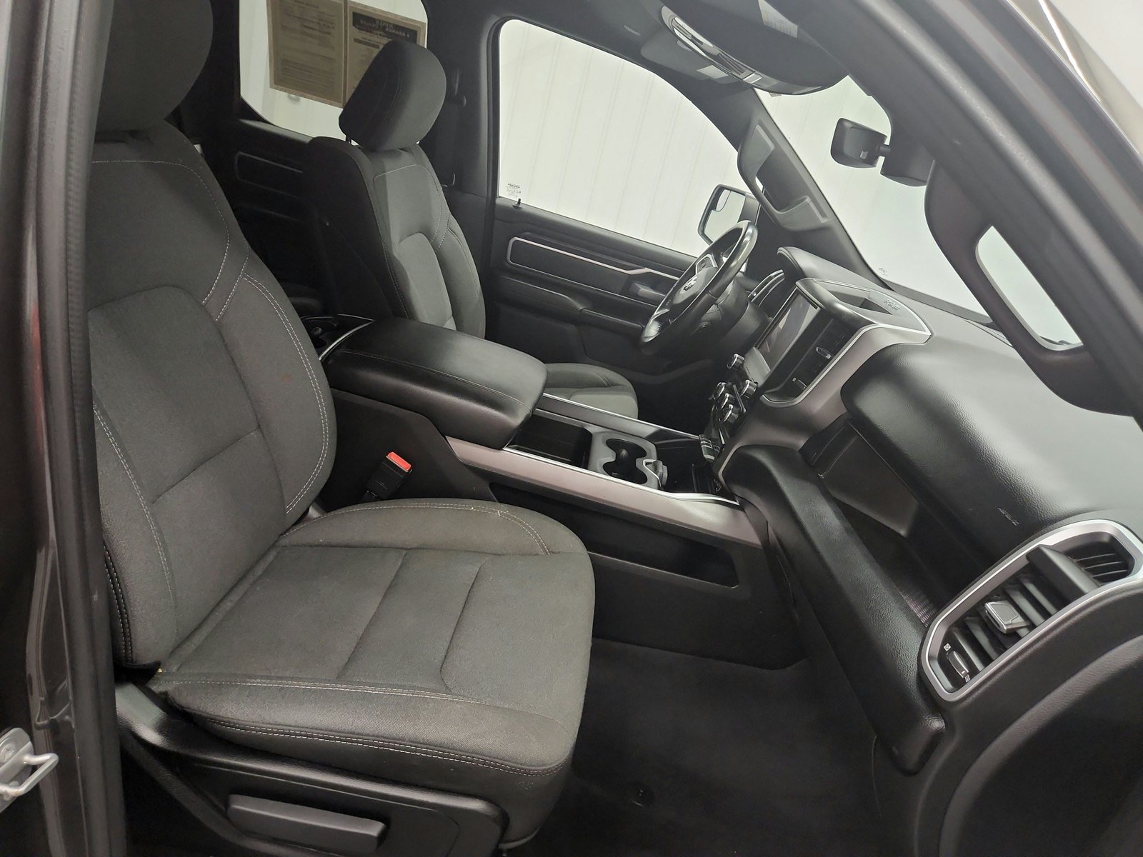 Used 2022 RAM 1500 Big Horn RWD image 28