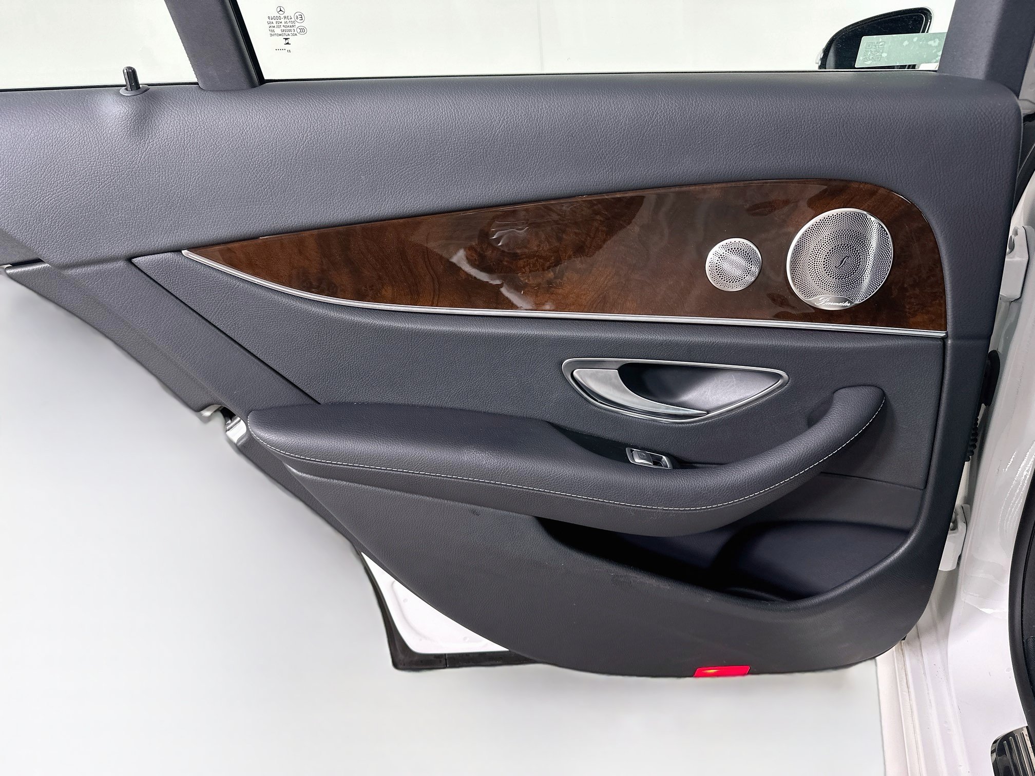 Used 2023 Mercedes-Benz E 350 4MATIC Sedan image 27