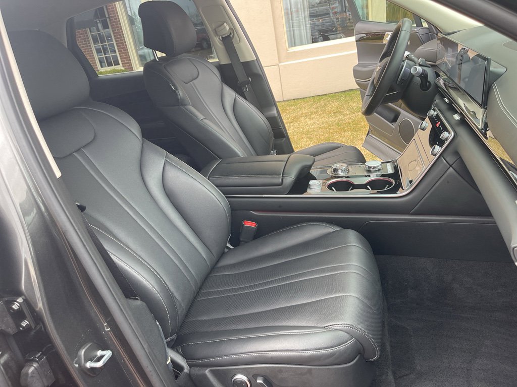 Used 2025 Genesis GV80 2.5T Standard image 32