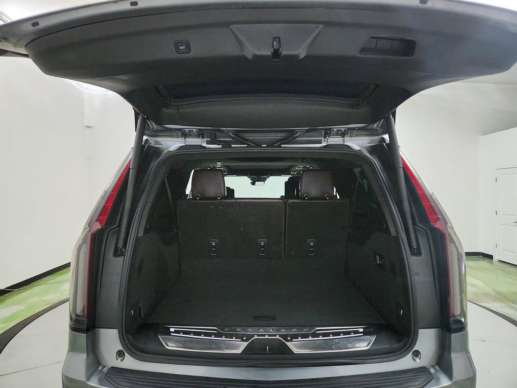 Used 2022 Cadillac Escalade ESV Sport Platinum w/ LPO, ONYX Package AWD/4WD image 45