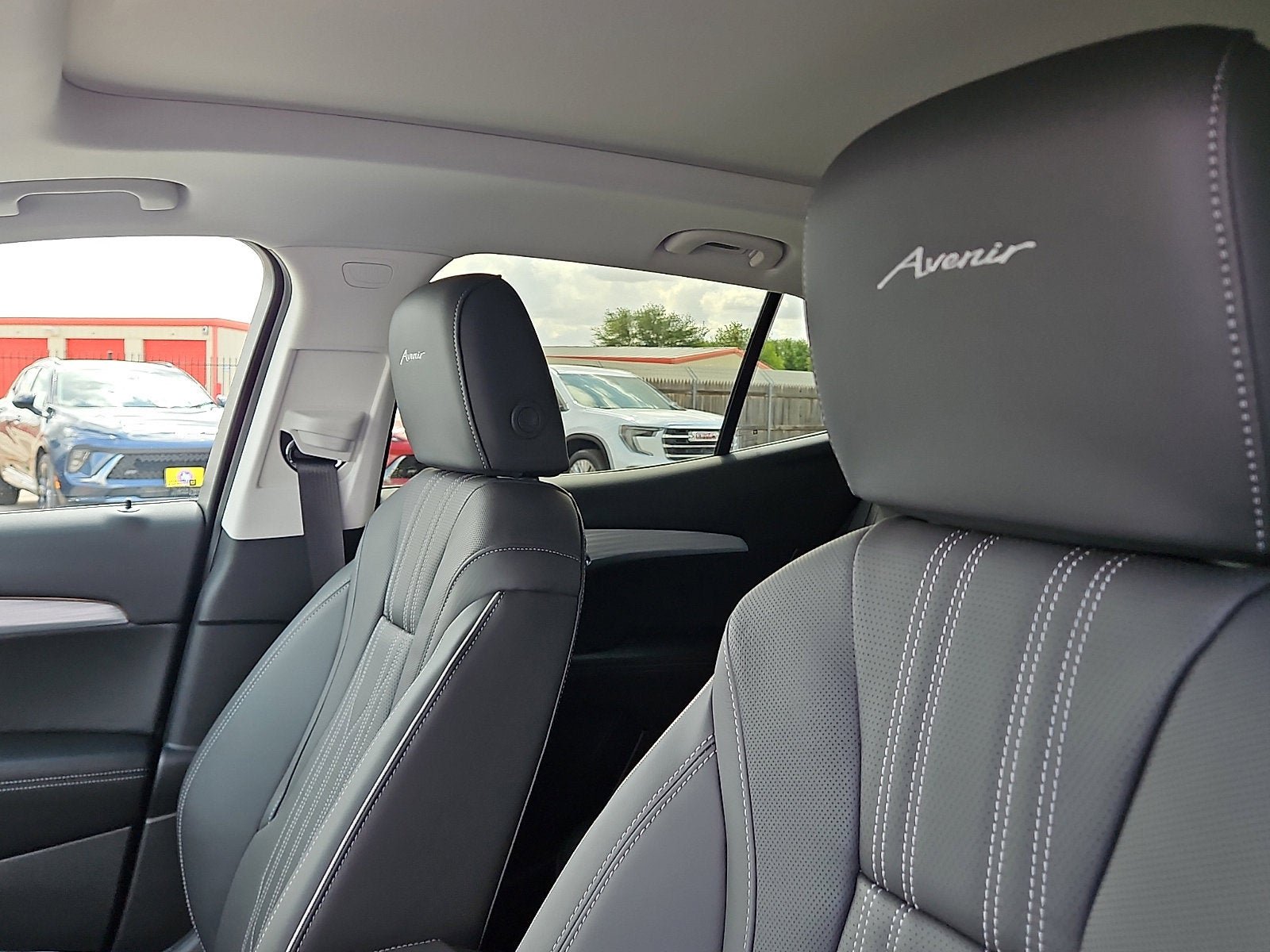 New 2026 Buick Envision Avenir AWD/4WD image 11