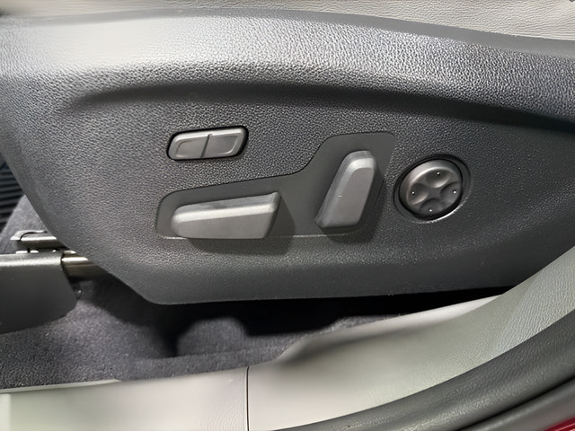 Used 2019 Kia Sorento SX w/ SX Touring Package FWD image 15