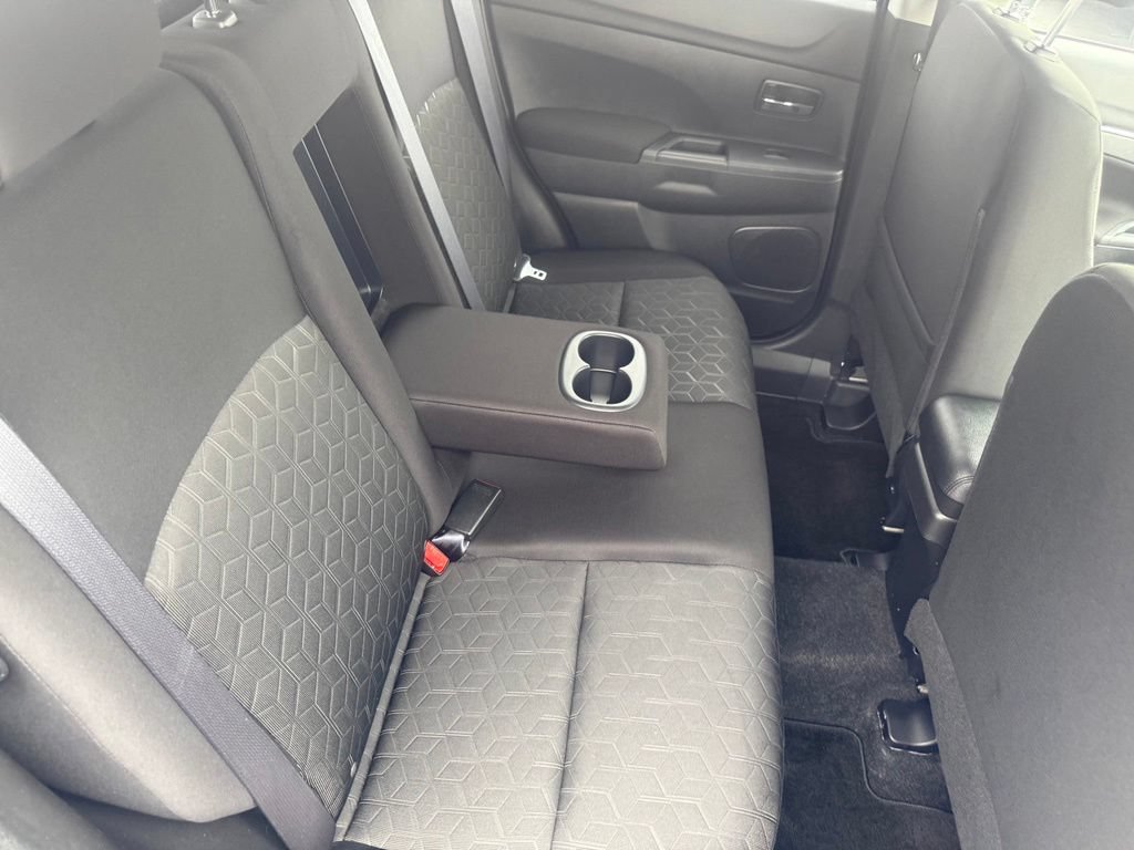 Used 2021 Mitsubishi Outlander Sport LE AWD/4WD image 52