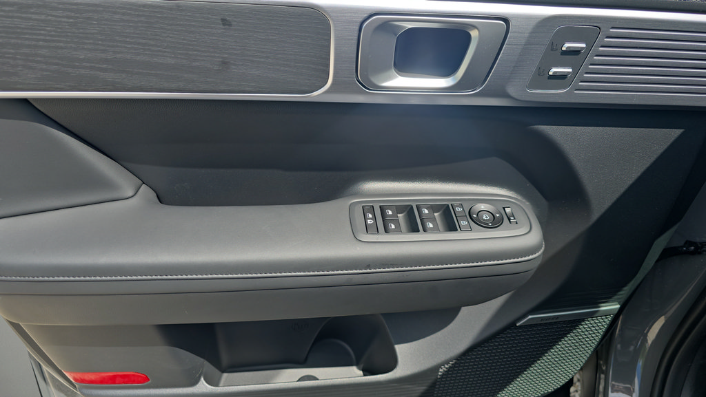 New 2026 Hyundai Santa Fe Limited AWD/4WD image 16