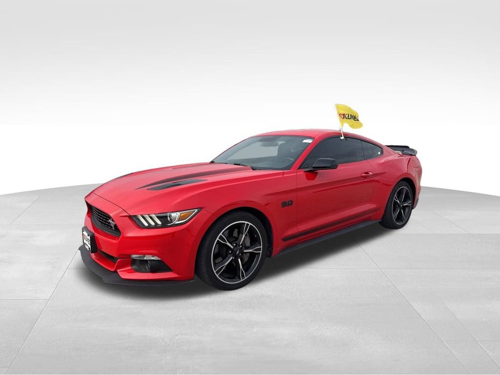 Used 2017 Ford Mustang GT Premium w/ Equipment Group 401A image 4