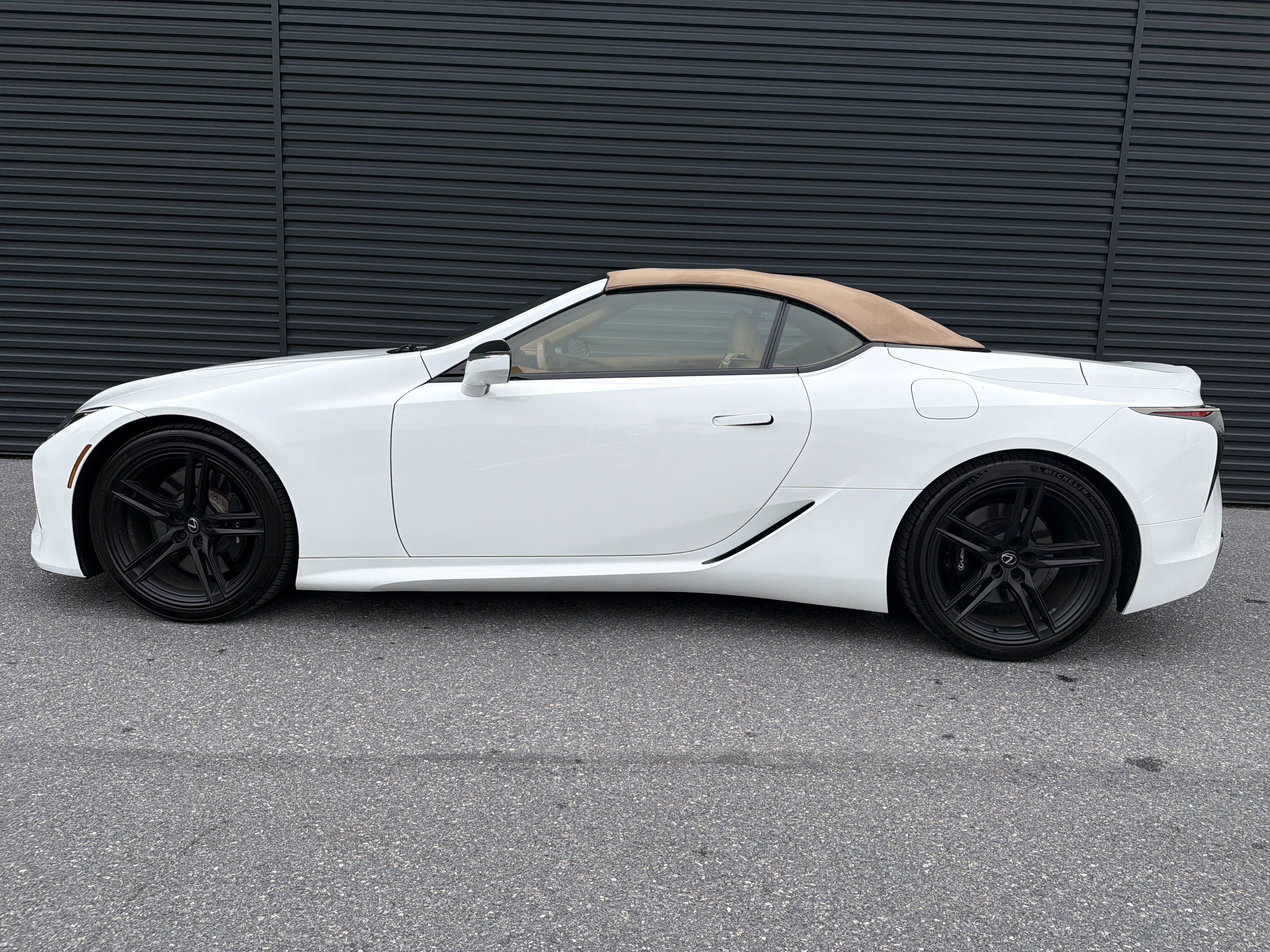 Used 2024 Lexus LC 500 Convertible w/ Bespoke Build Package RWD image 2