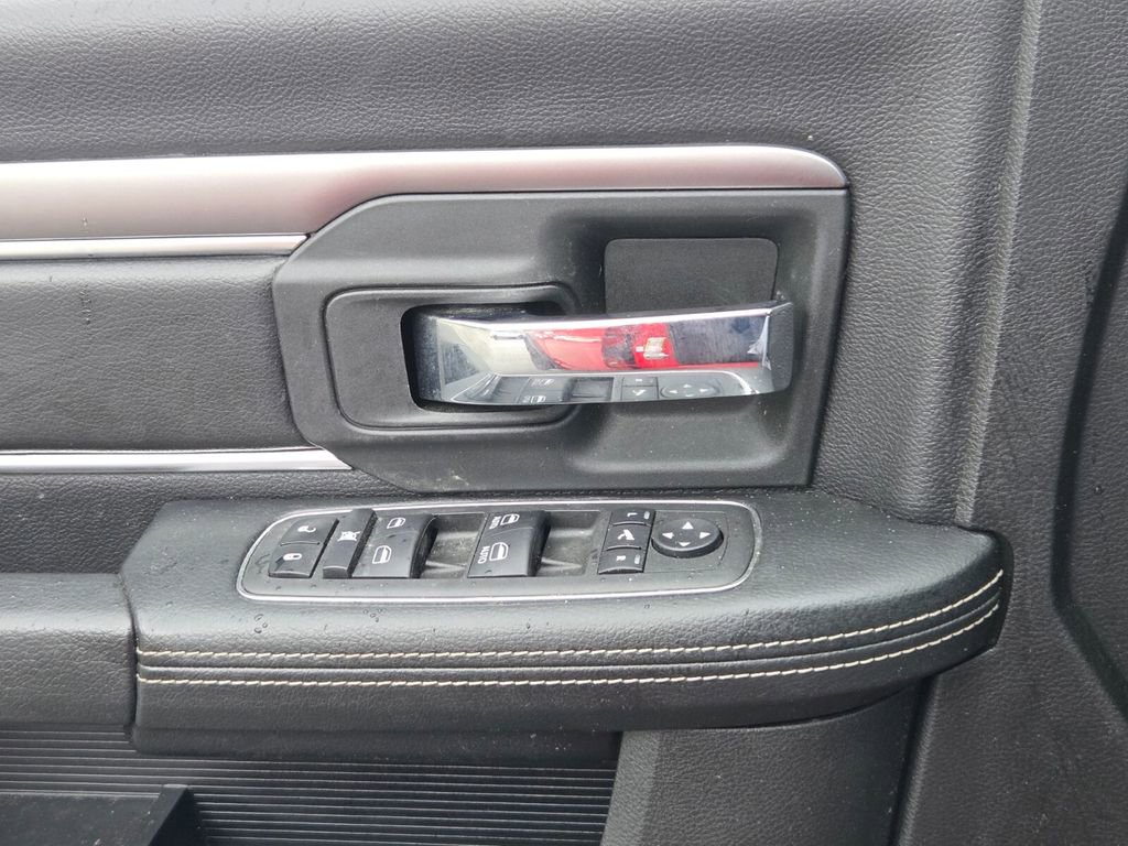 Used 2022 RAM 1500 Classic Warlock AWD/4WD image 27