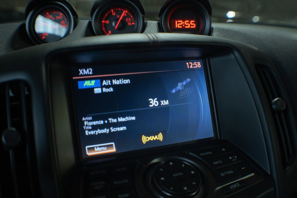 Used 2017 Nissan 370Z NISMO image 16