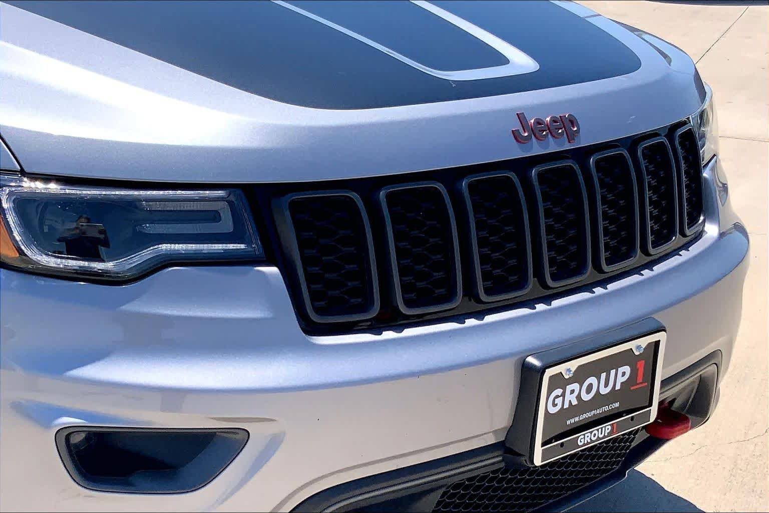 Used 2020 Jeep Grand Cherokee Trailhawk w/ Trailhawk Luxury Group AWD/4WD image 30