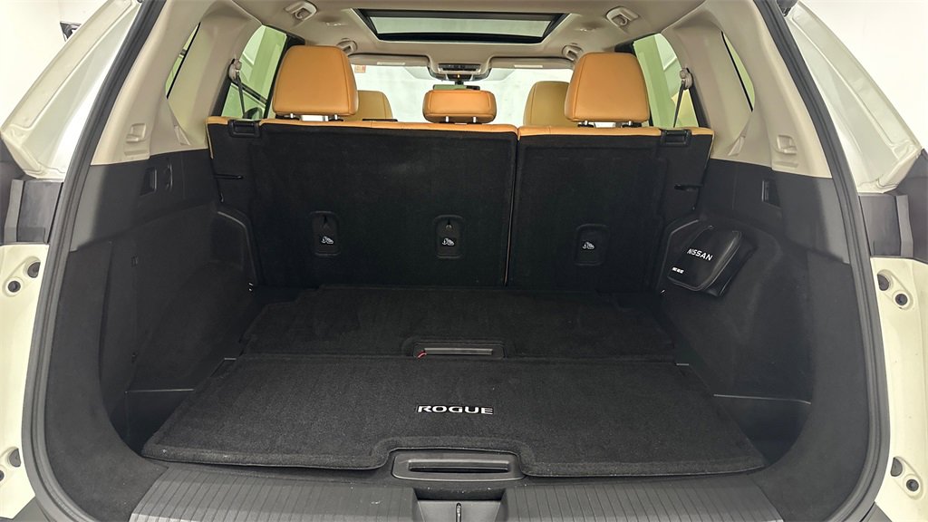 Certified 2023 Nissan Rogue Platinum w/ Platinum Premium Package image 12