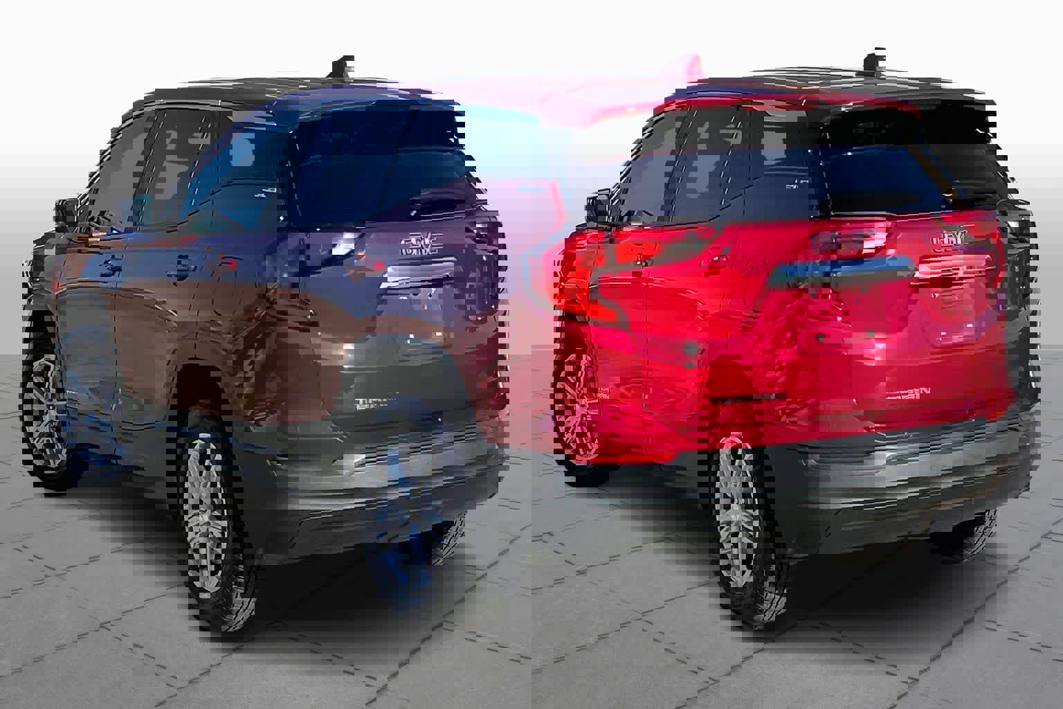 Used 2021 GMC Terrain SLE image 12