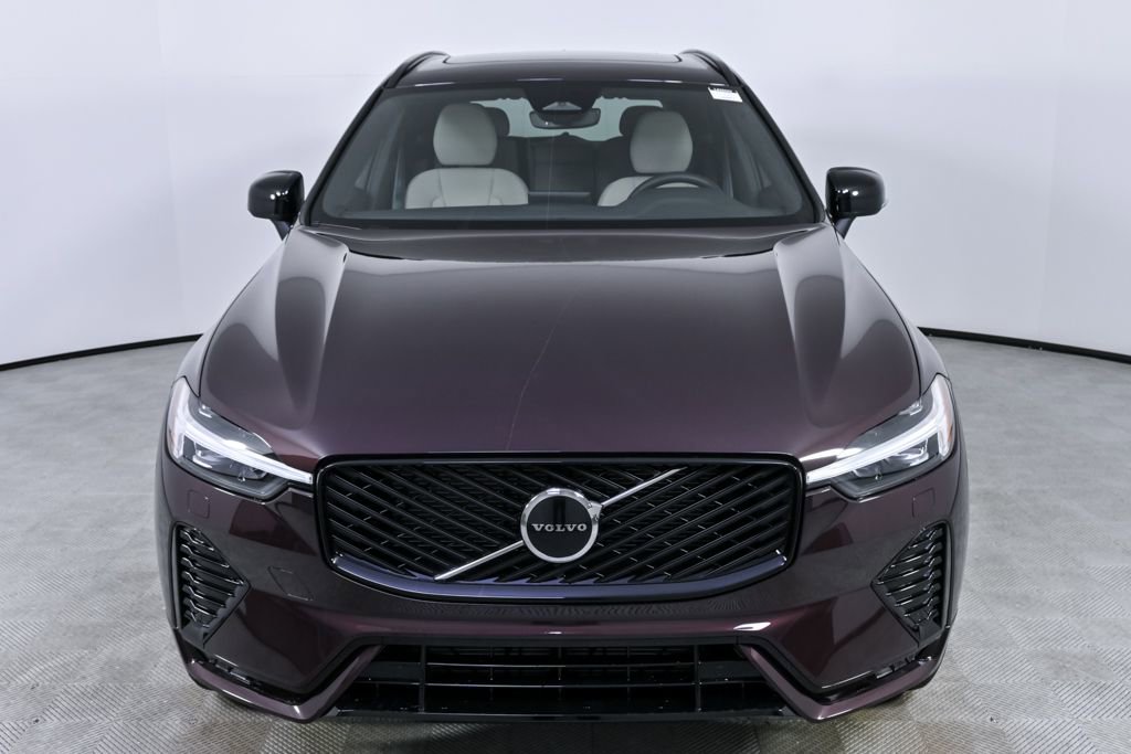 New 2026 Volvo XC60 B5 Core w/ Climate Package image 34
