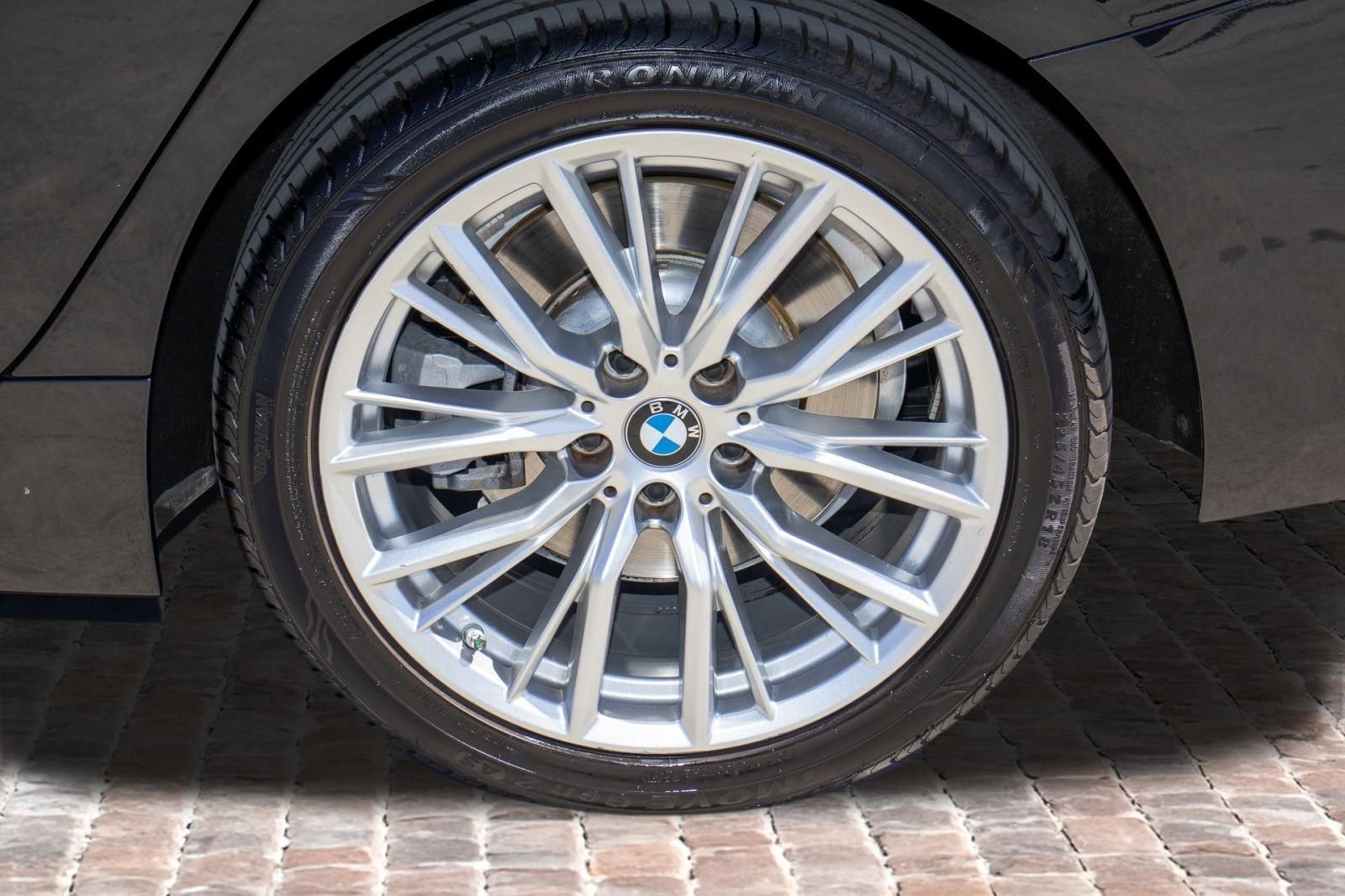 Used 2024 BMW 330i Sedan RWD image 40