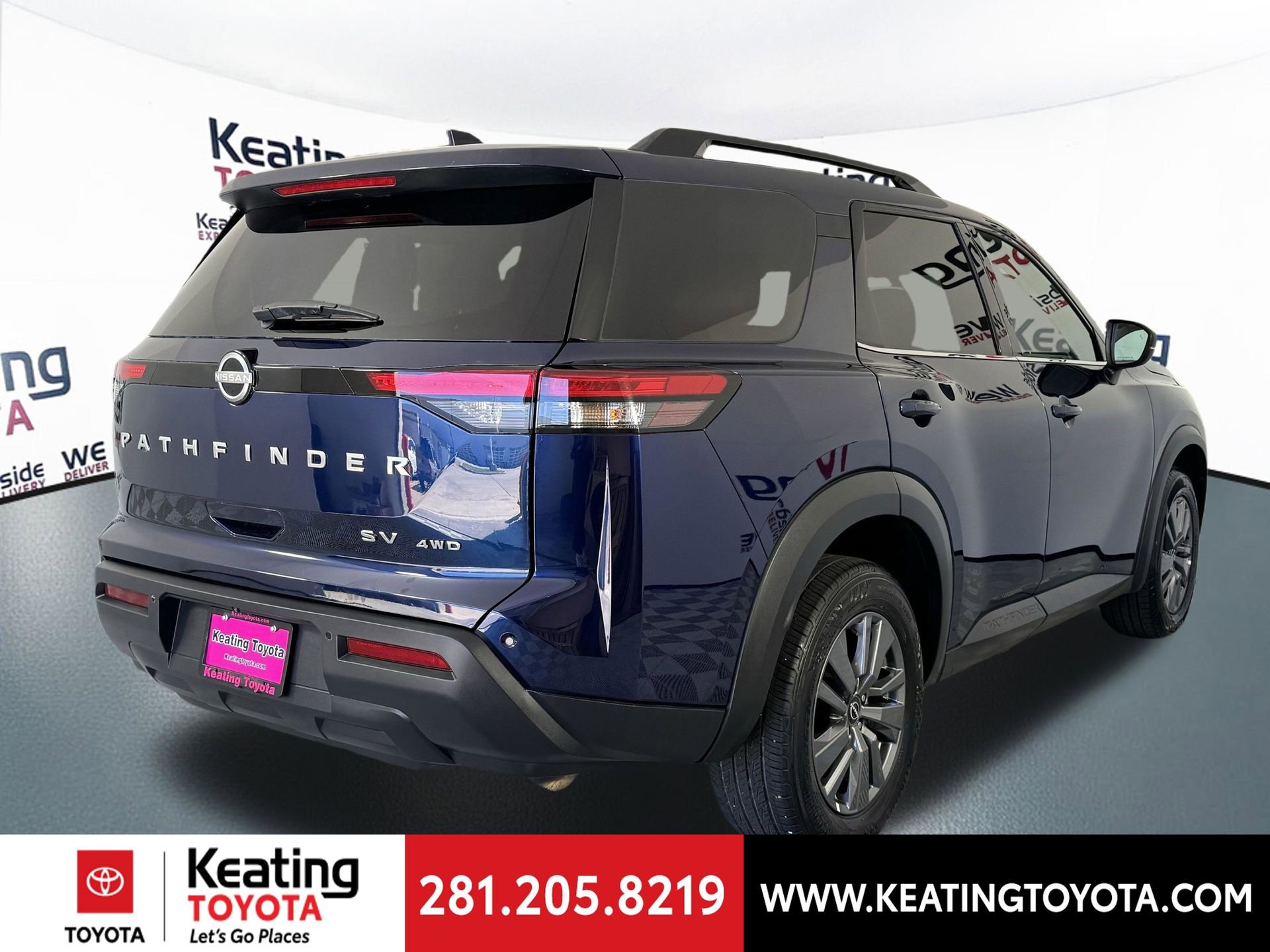 Used 2024 Nissan Pathfinder SV image 5