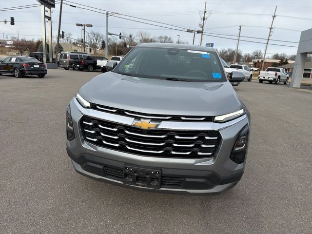 Used 2025 Chevrolet Equinox LT image 6
