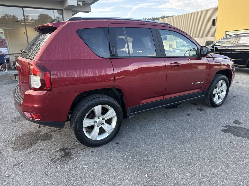 Used 2017 Jeep Compass Sport w/ Power Value Group AWD/4WD image 4