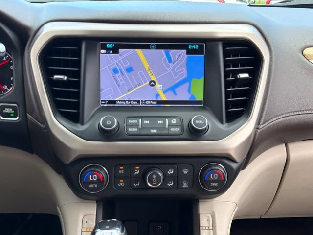Used 2019 GMC Acadia Denali w/ Technology Package FWD image 18
