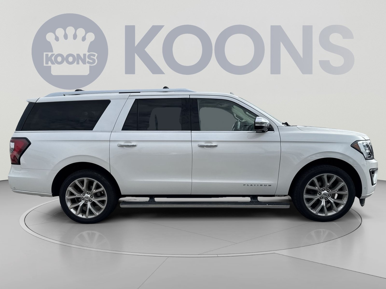 Used 2018 Ford Expedition Max Platinum AWD/4WD image 4