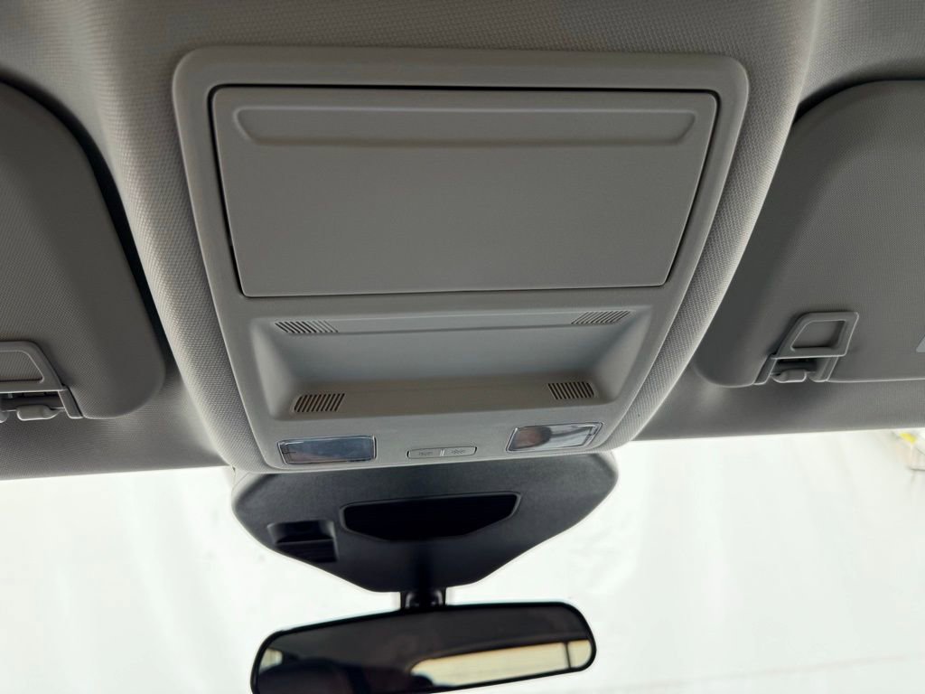 New 2025 Ford Escape SE image 41