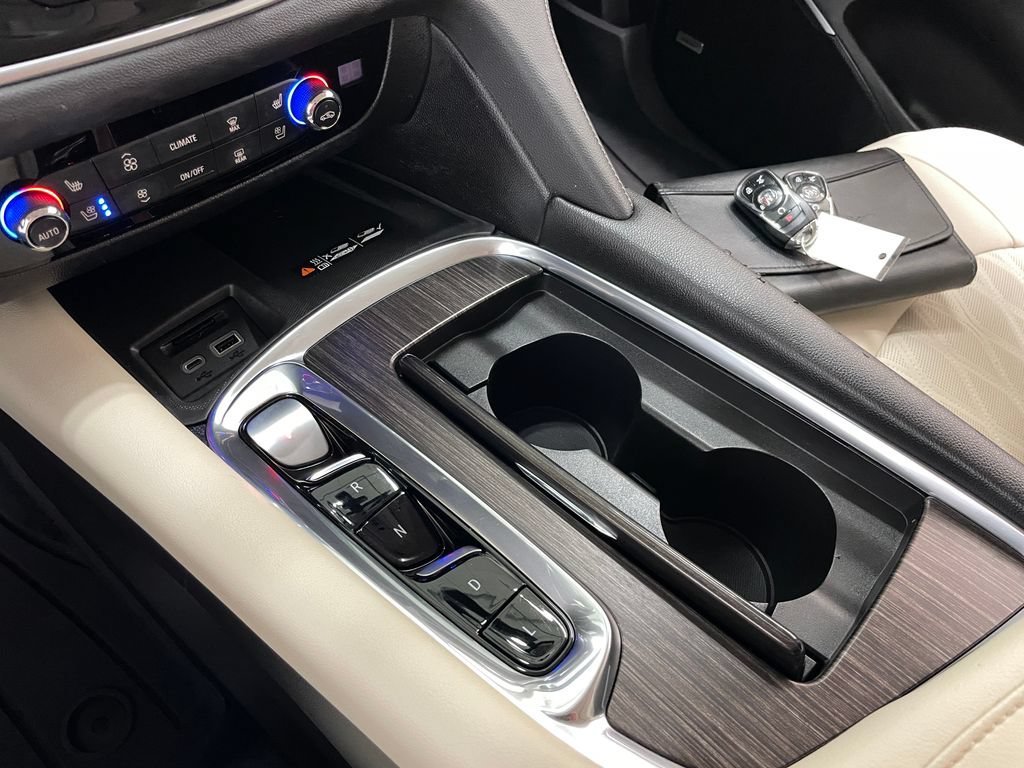 Certified 2022 Buick Enclave Avenir w/ Avenir Technology Package AWD/4WD image 37