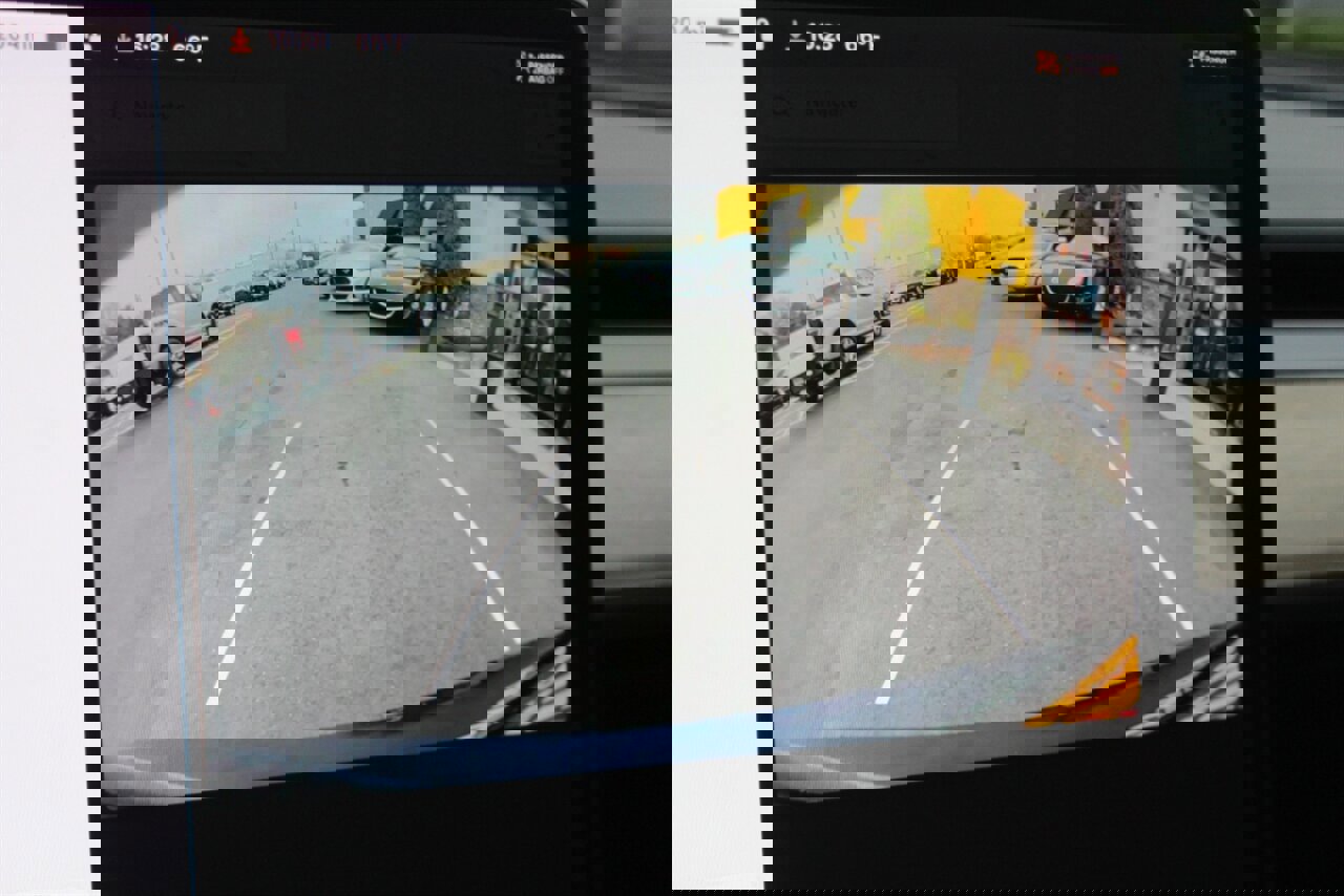 Used 2021 Tesla Model 3 Standard Range Plus image 36