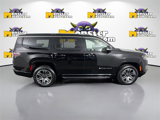 Used 2025 Jeep Wagoneer 4WD image 4