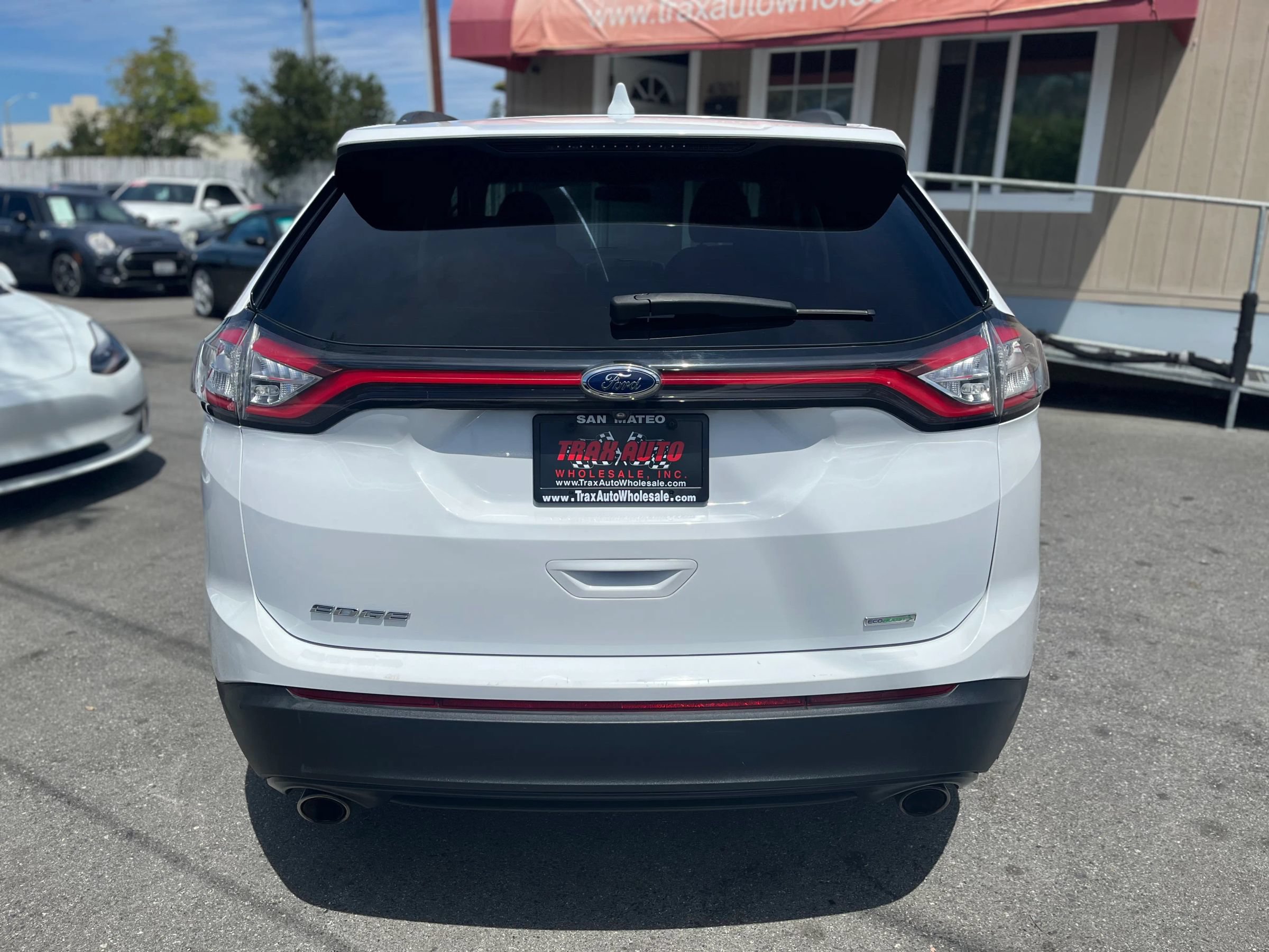 Used 2018 Ford Edge SE FWD image 6