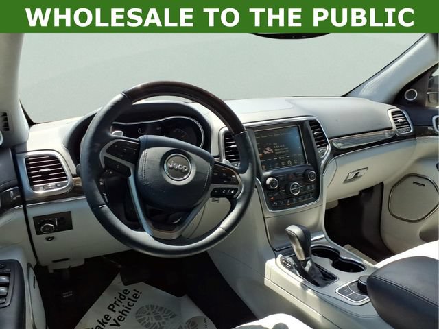 Used 2017 Jeep Grand Cherokee Summit AWD/4WD image 9