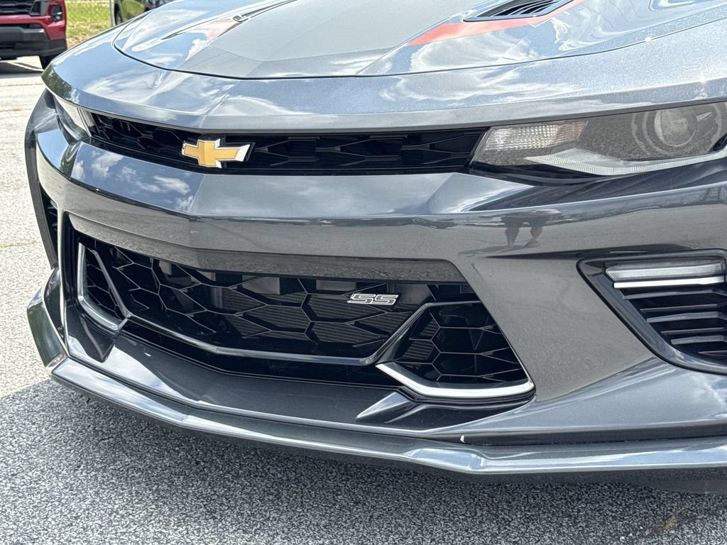Used 2017 Chevrolet Camaro SS w/ 50th Anniversary Edition RWD image 29