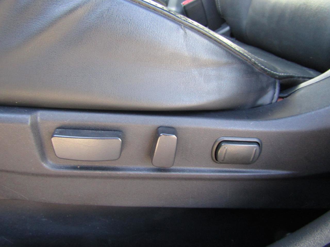 Used 2022 Mitsubishi Outlander SEL AWD/4WD image 12