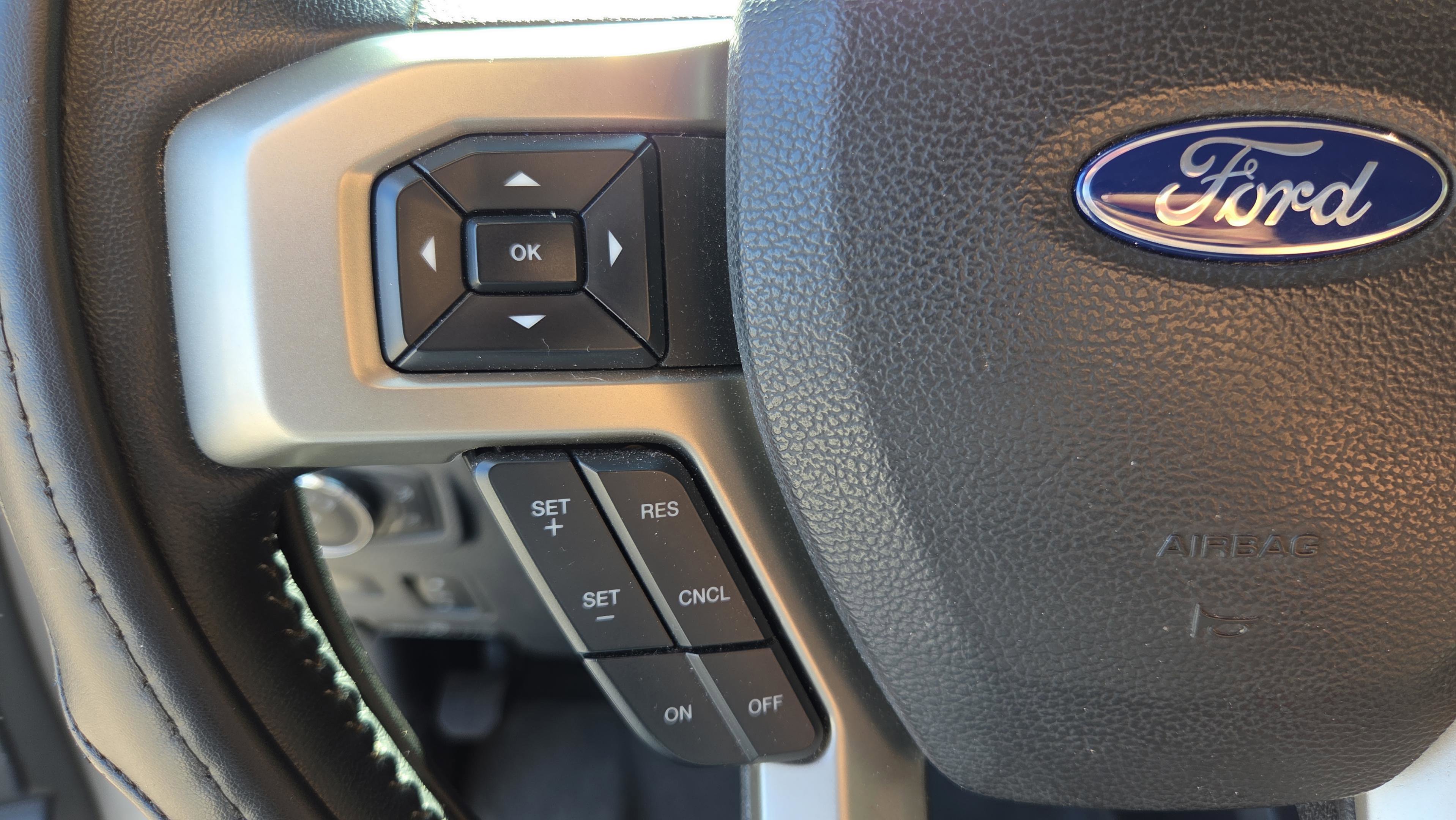 Used 2022 Ford F250 Lariat w/ Lariat Ultimate Package image 30