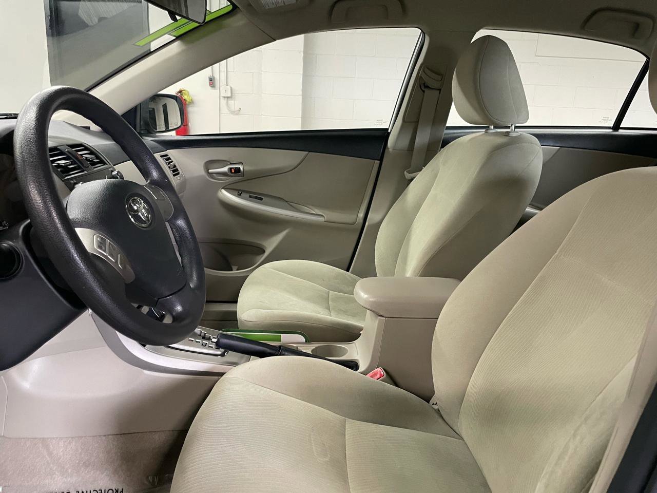 Used 2011 Toyota Corolla LE FWD image 10