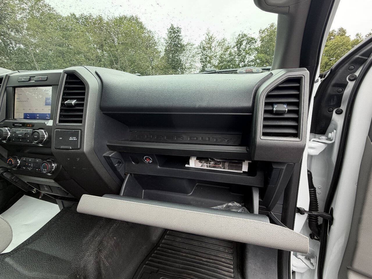 Used 2022 Ford F250 XL w/ Power Equipment Group AWD/4WD image 30