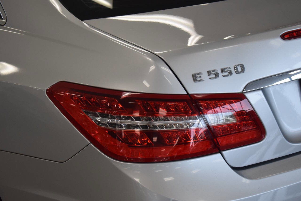 Used 2011 Mercedes-Benz E 550 Coupe image 18
