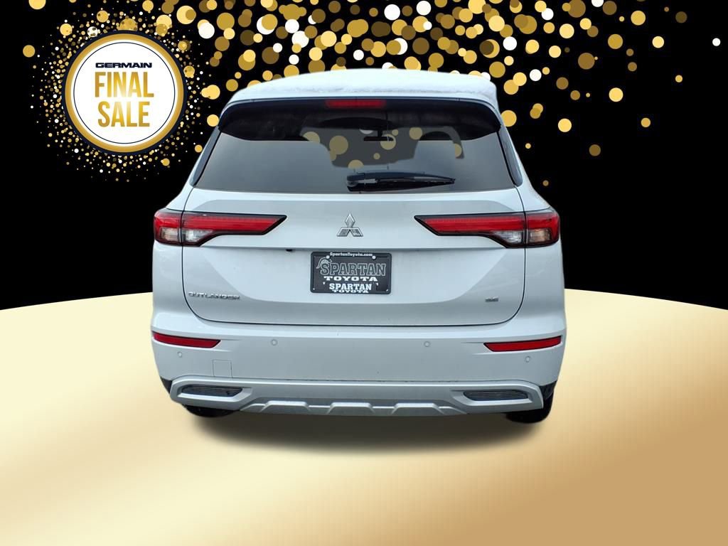 Used 2024 Mitsubishi Outlander SE image 6