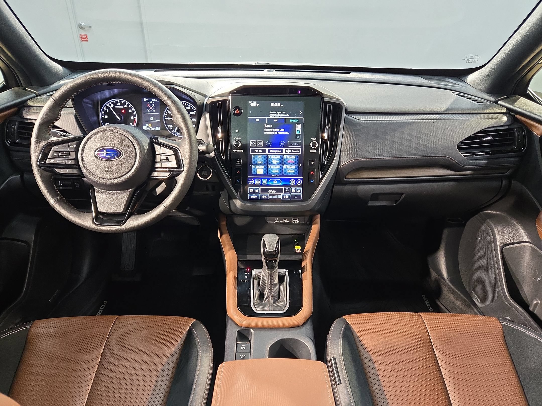 Used 2025 Subaru Forester Touring AWD/4WD image 10