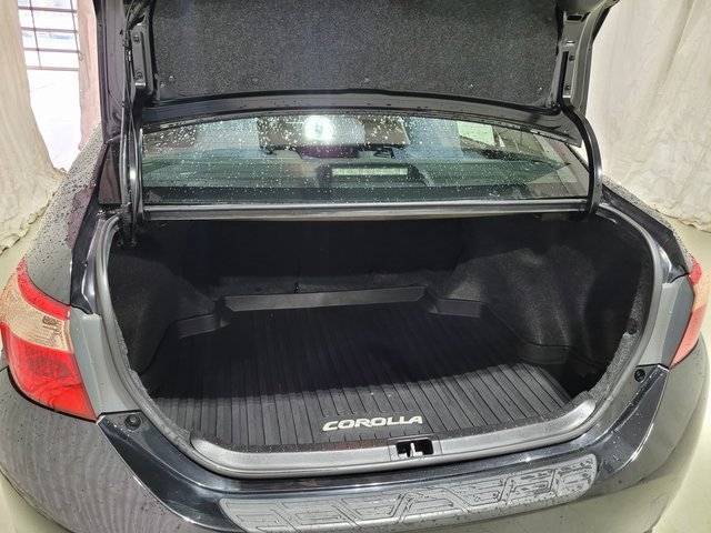 Used 2017 Toyota Corolla LE image 44