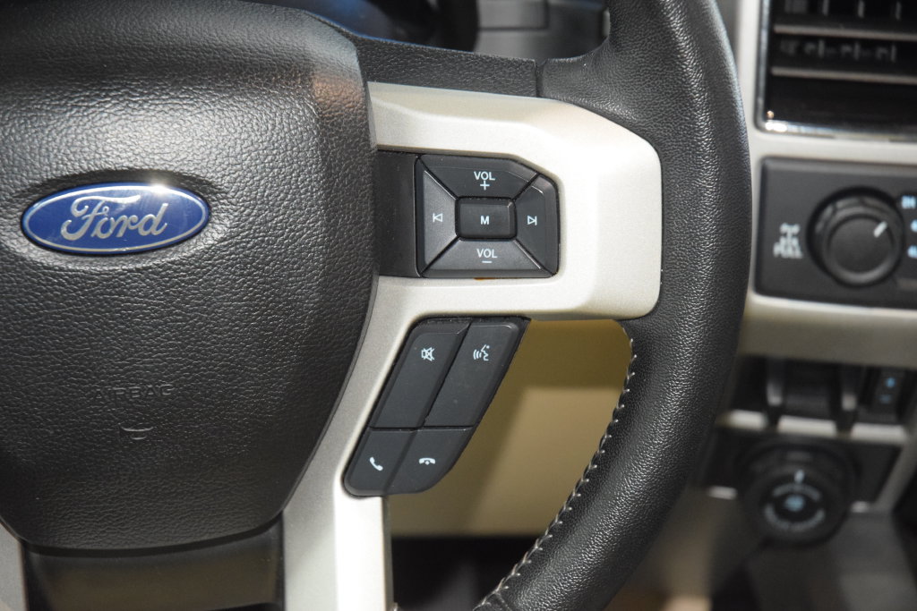 Used 2021 Ford F250 Lariat w/ Lariat Ultimate Package AWD/4WD image 43