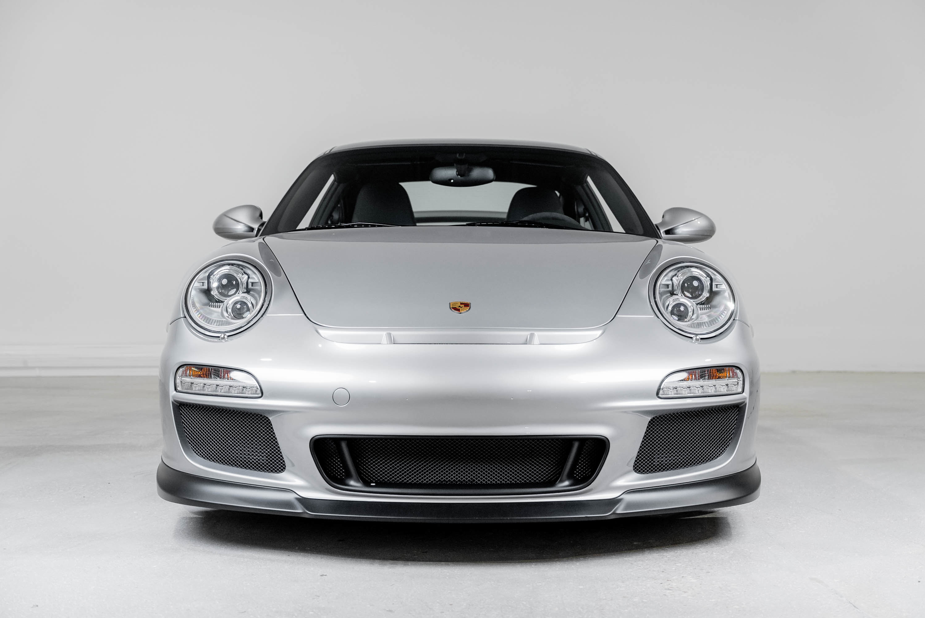 Used 2010 Porsche 911 GT3 RWD image 9