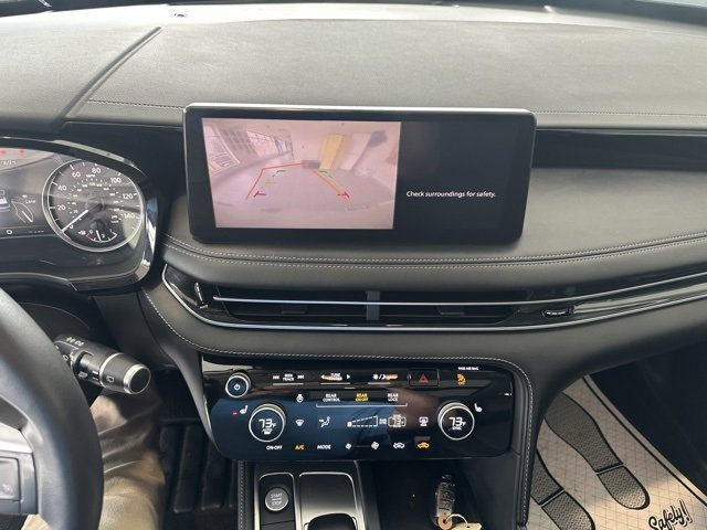 Used 2024 INFINITI QX60 Pure image 11
